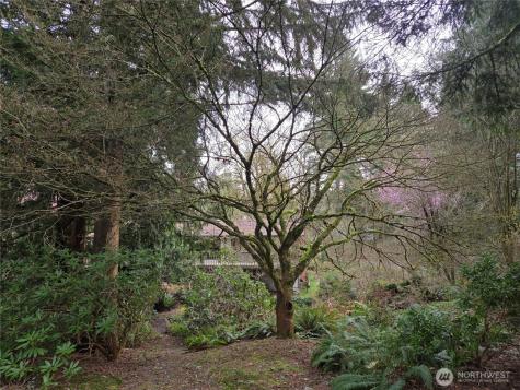4725 272nd Avenue NE Redmond WA 98053