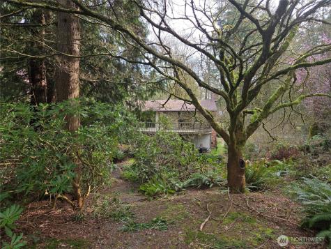 4725 272nd Avenue NE Redmond WA 98053