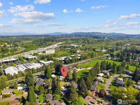 418 111th Avenue SE Bellevue WA 98004