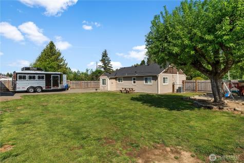 3216 92nd Street E Tacoma WA 98446