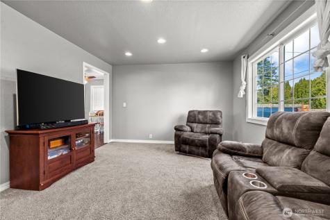 3216 92nd Street E Tacoma WA 98446