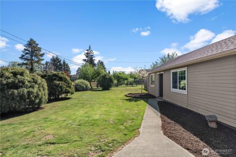 3216 92nd Street E Tacoma WA 98446