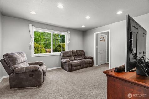 3216 92nd Street E Tacoma WA 98446