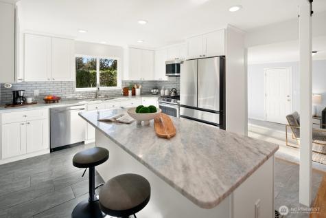 7037 NE 137th Street Kirkland WA 98034