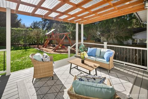 7037 NE 137th Street Kirkland WA 98034