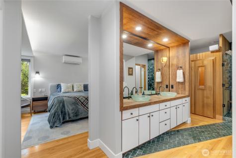 1803 Bigelow Avenue N Seattle WA 98109