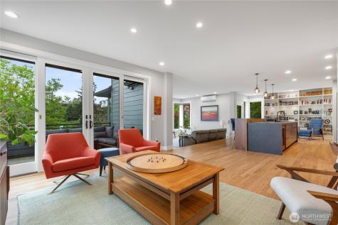 1803 Bigelow Avenue N Seattle WA 98109
