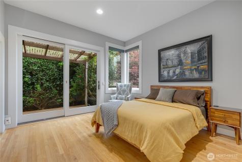 1803 Bigelow Avenue N Seattle WA 98109