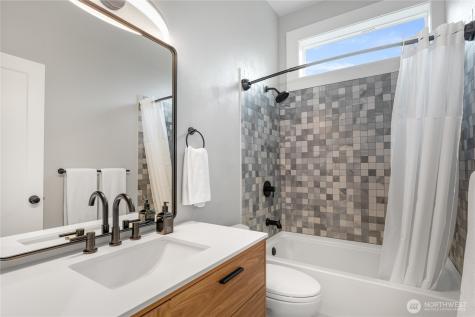 1803 Bigelow Avenue N Seattle WA 98109