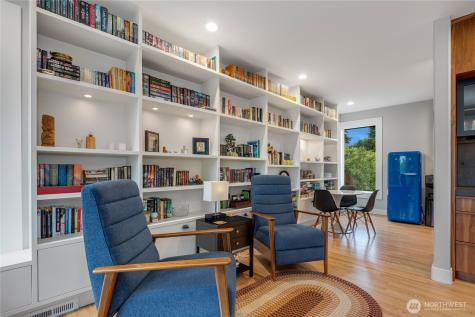 1803 Bigelow Avenue N Seattle WA 98109