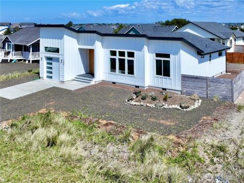 455 N Portal Loop SW Ocean Shores WA 98569