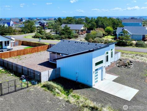 455 N Portal Loop SW Ocean Shores WA 98569