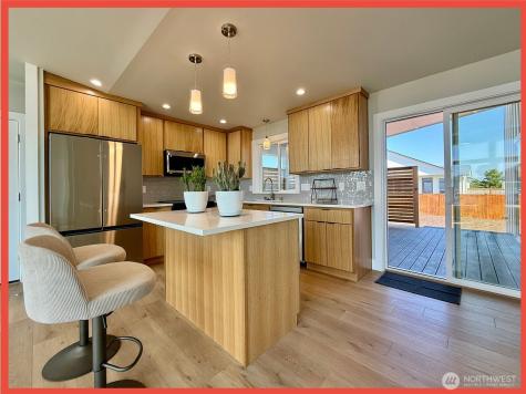 455 N Portal Loop SW Ocean Shores WA 98569