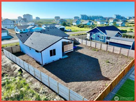 455 N Portal Loop SW Ocean Shores WA 98569
