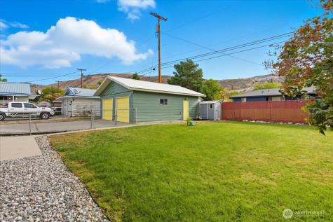 1025 River Drive Coulee Dam WA 99116