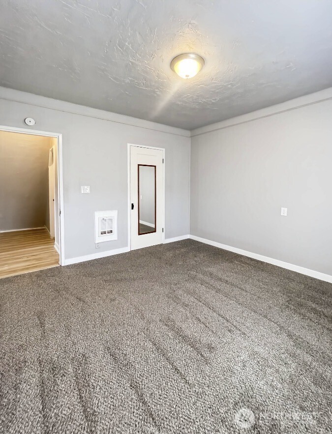 518 California Avenue South Bend WA 98586