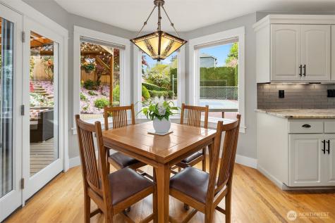 6622 NE 151st Street Kenmore WA 98028