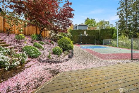6622 NE 151st Street Kenmore WA 98028