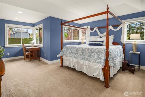 6622 NE 151st Street Kenmore WA 98028