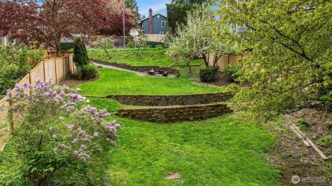 6622 NE 151st Street Kenmore WA 98028