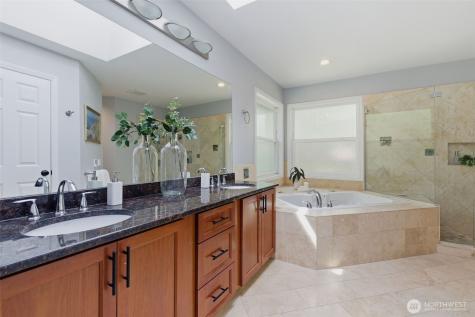 11738 SE 78th Place Newcastle WA 98056
