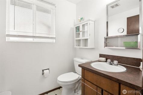 609 E 69th Street Tacoma WA 98404
