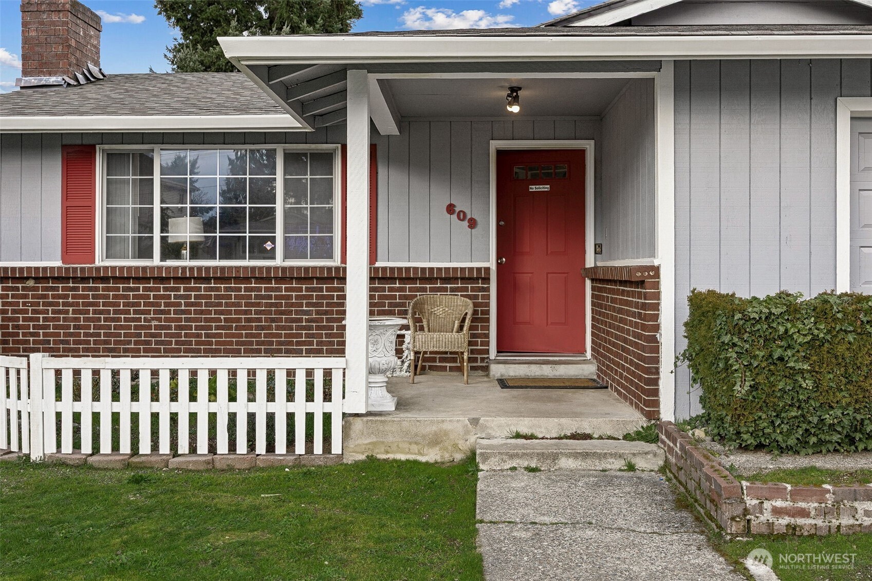 609 E 69th Street Tacoma WA 98404