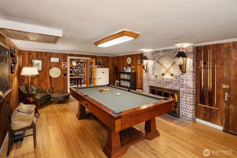 3333 43rd Avenue NE Seattle WA 98105