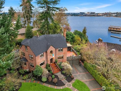 3333 43rd Avenue NE Seattle WA 98105