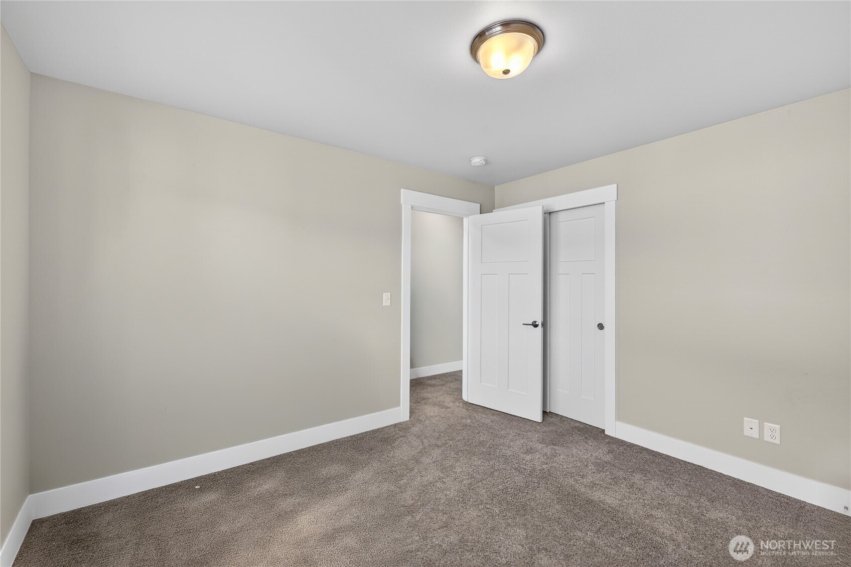 5571 Clearview Drive Ferndale WA 98248