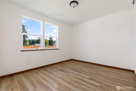801 NW Shire Street Oak Harbor WA 98277