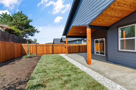 801 NW Shire Street Oak Harbor WA 98277