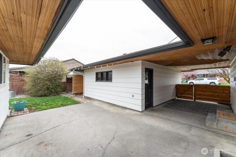 215 Pearl Street Wenatchee WA 98801