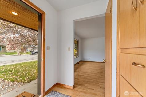 215 Pearl Street Wenatchee WA 98801