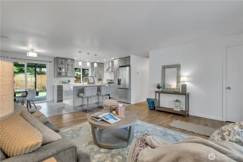 10909 SE 236th Street Kent WA 98031