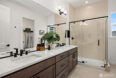 32400 Buckeye Avenue SE Black Diamond WA 98010