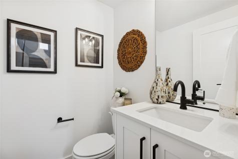 18811 99th Court NE Bothell WA 98011