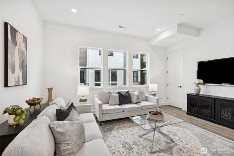 18811 99th Court NE Bothell WA 98011