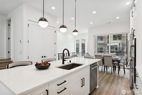 18811 99th Court NE Bothell WA 98011