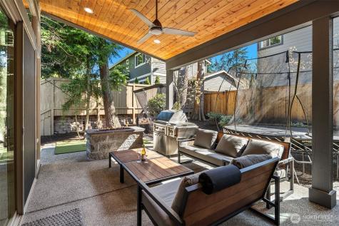 7322 124th Avenue NE Kirkland WA 98033