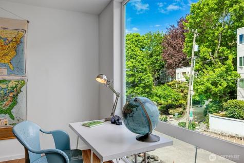 635 13th Avenue E Seattle WA 98102