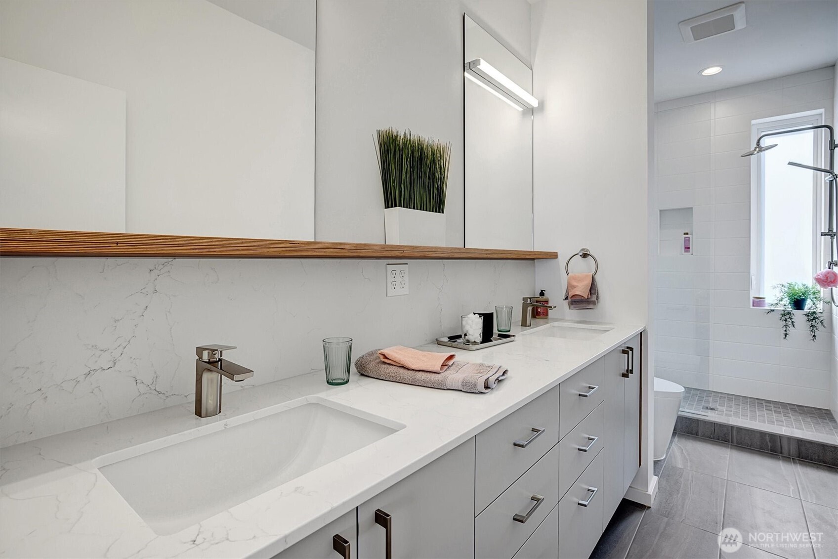 635 13th Avenue E Seattle WA 98102