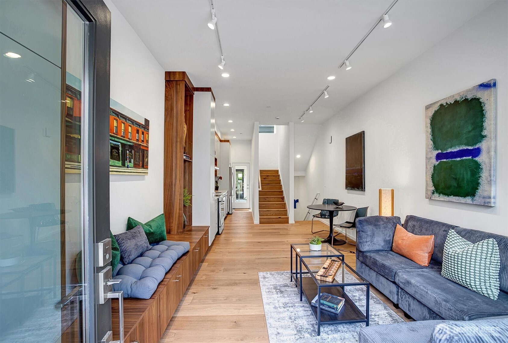 635 13th Avenue E Seattle WA 98102
