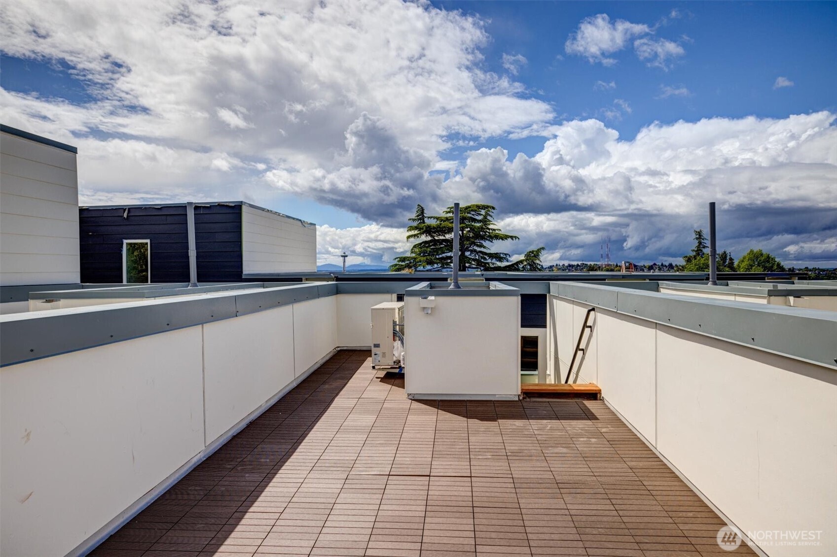 635 13th Avenue E Seattle WA 98102