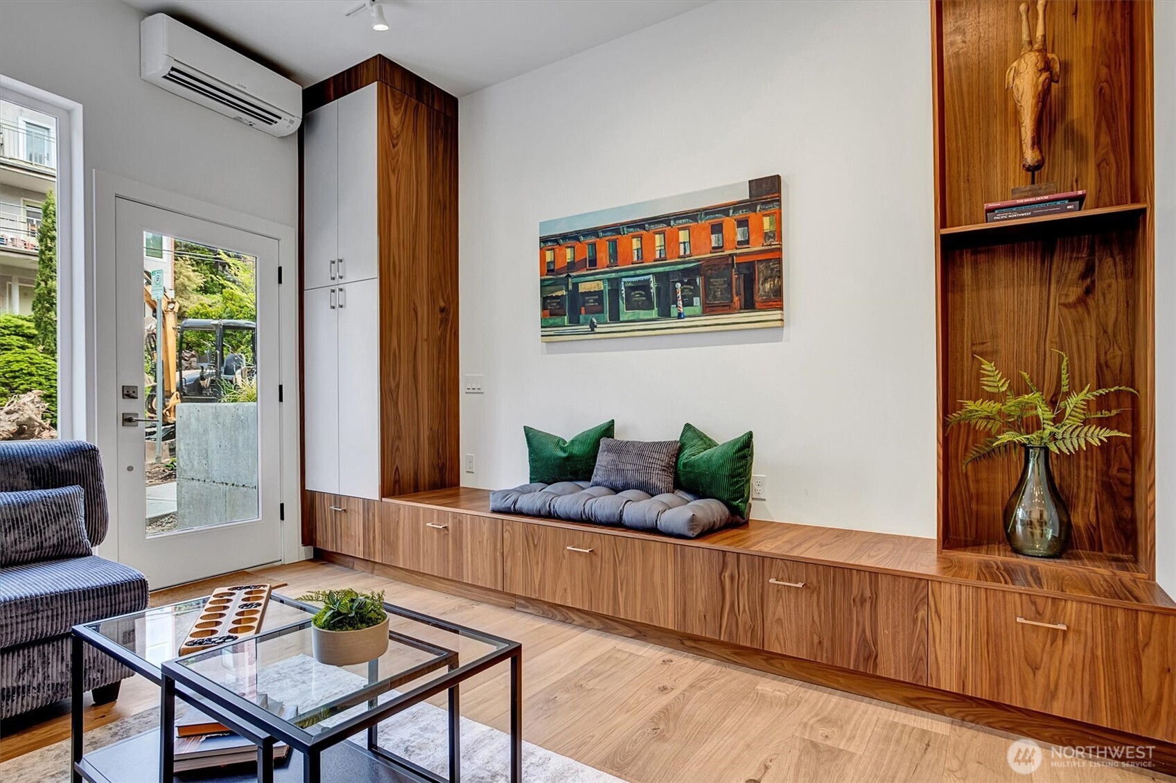 635 13th Avenue E Seattle WA 98102
