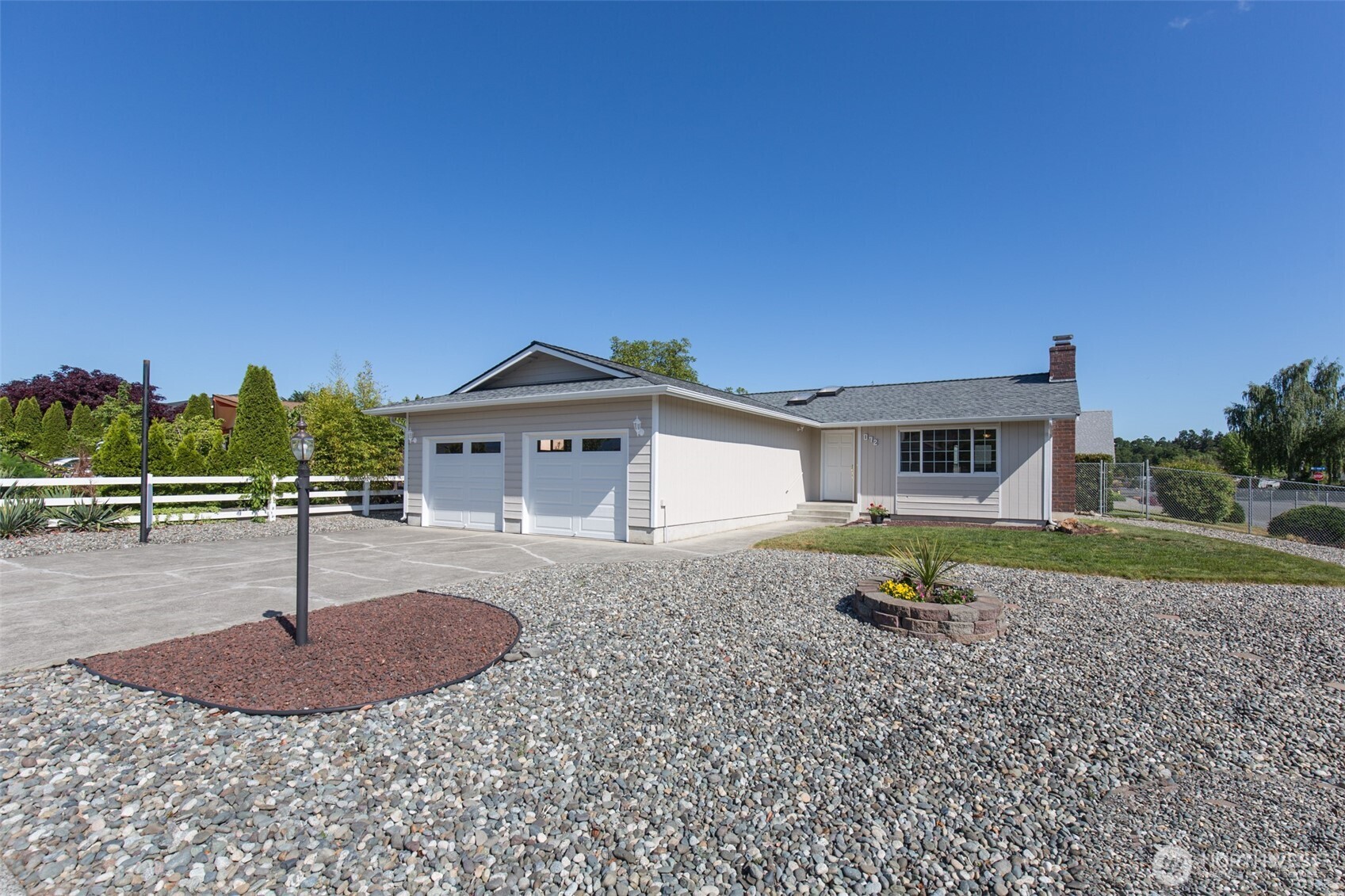 872 E Spruce Street Sequim WA 98382