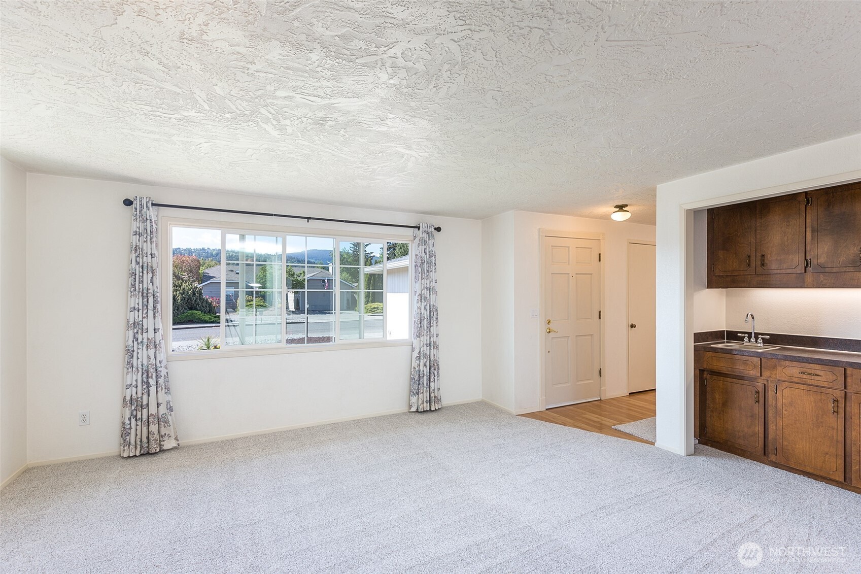 872 E Spruce Street Sequim WA 98382