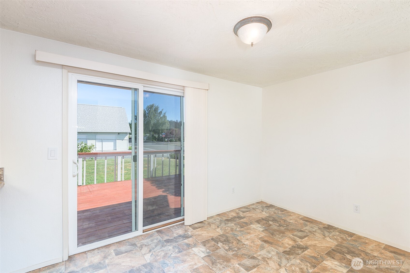 872 E Spruce Street Sequim WA 98382