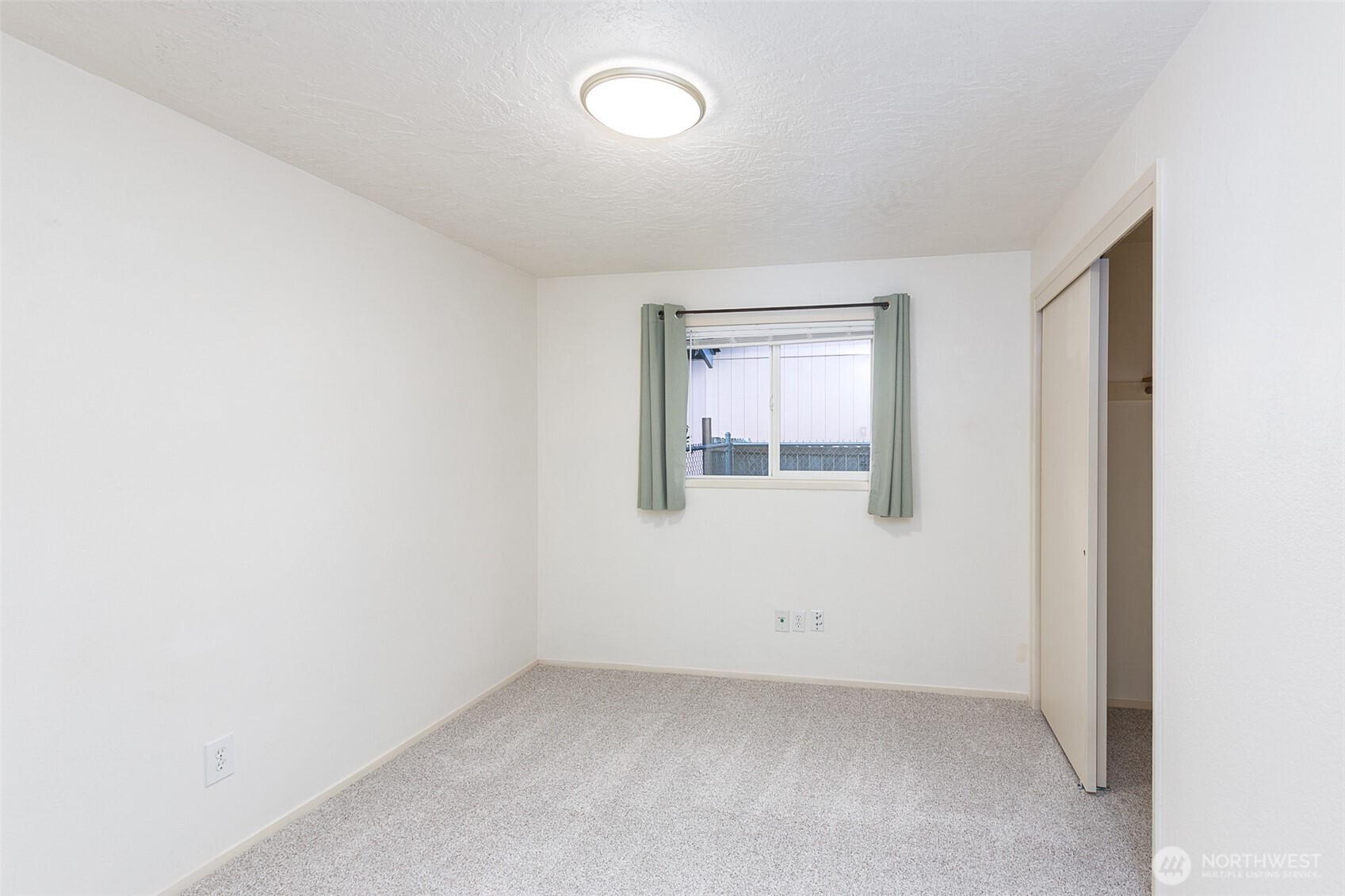 872 E Spruce Street Sequim WA 98382
