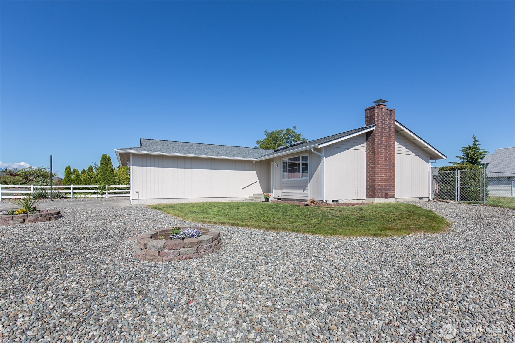 872 E Spruce Street Sequim WA 98382